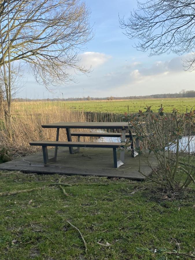 Luxe En Gezellig Chalet Aan Veluwemeer 4 Pers Hulshorst Esterno foto